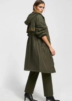 Anorak acolchado con capucha