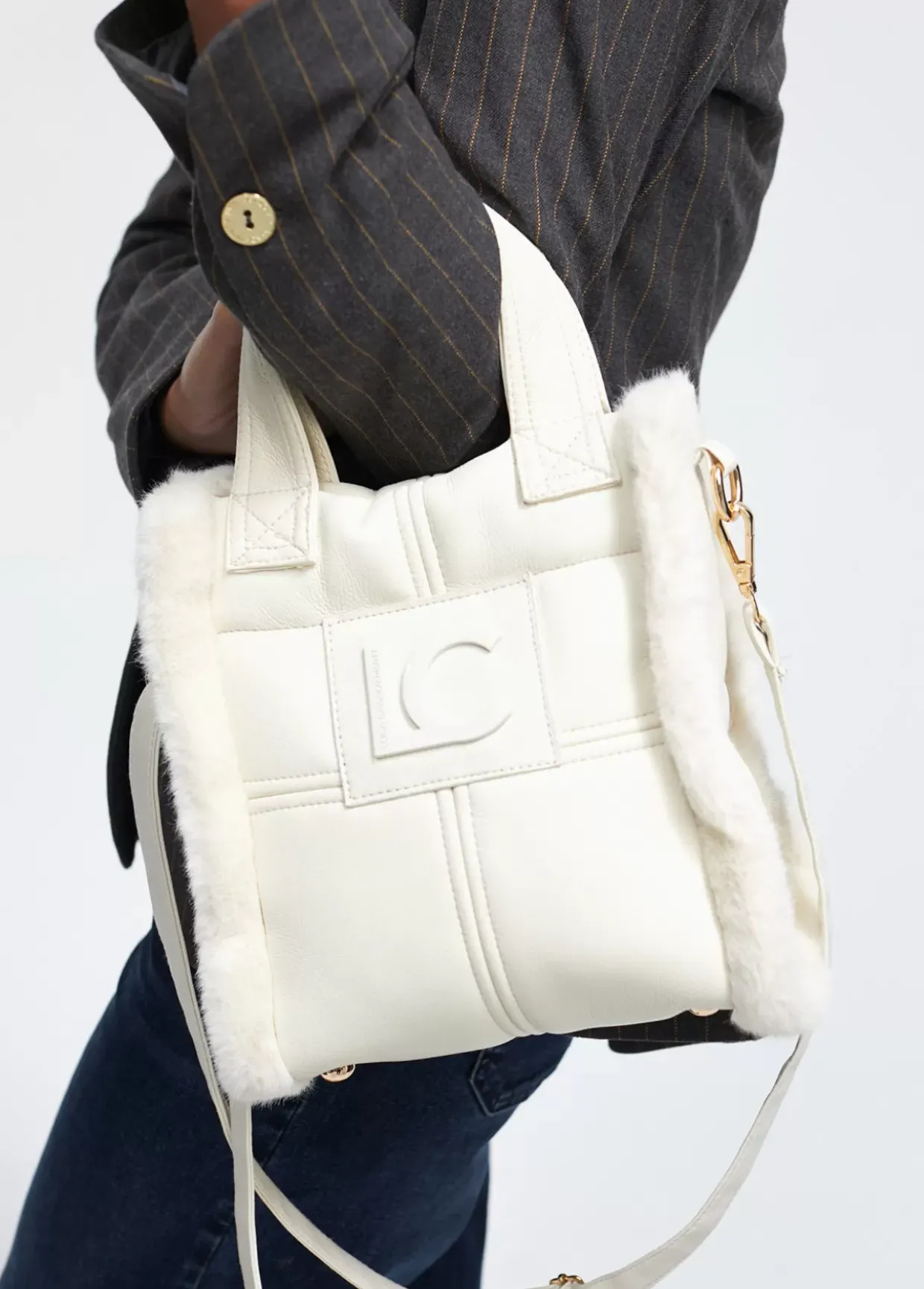 Bandolera efecto piel y pelo