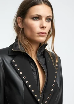 Blazer detalle eyelets