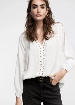 Blusa detalle eyelets