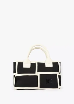 Bolso bandolera con detalles a contraste