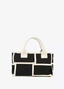 Bolso bandolera con detalles a contraste