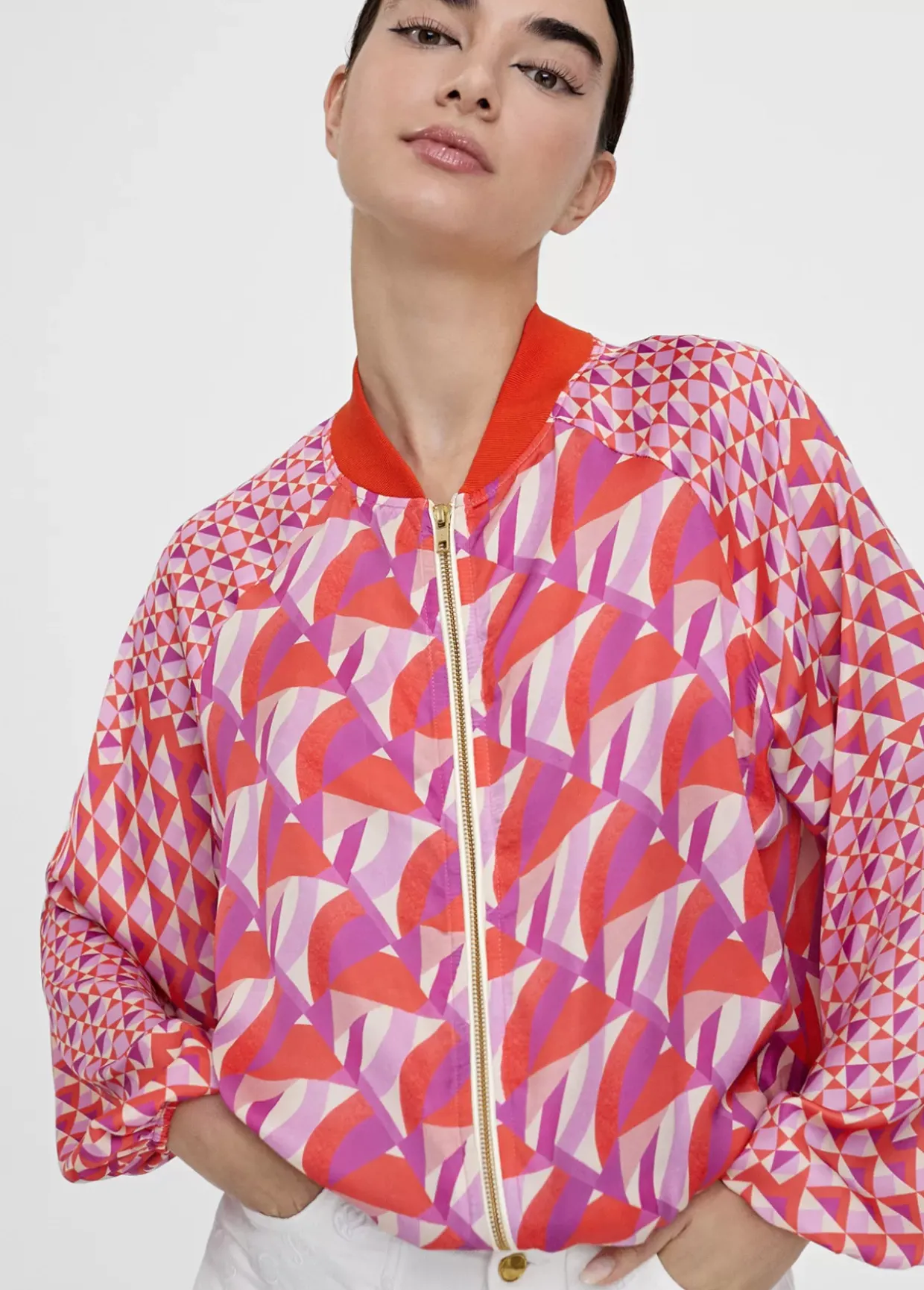 Bomber estampada multicolor