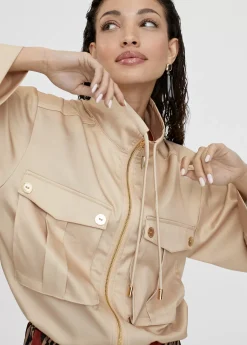 Bomber monocolor con bolsillos