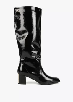 Bota caña alta efecto charol