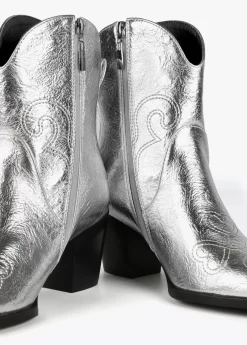 Botín estilo cowboy