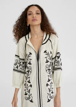 Caftan largo con bordado