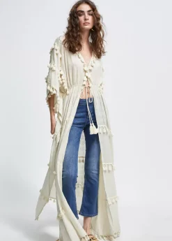 Caftan largo con pompones