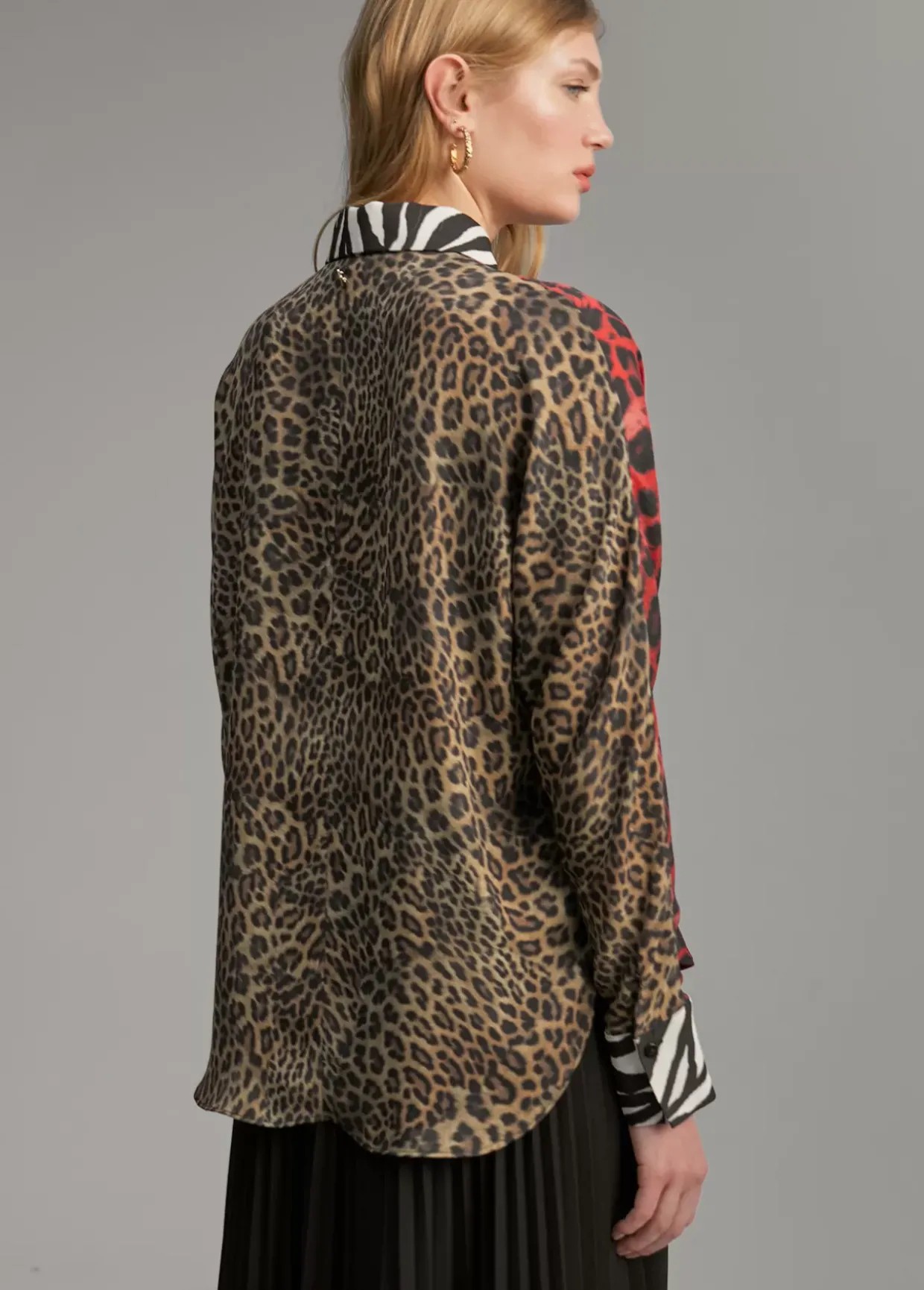 Camisa animal print combinada