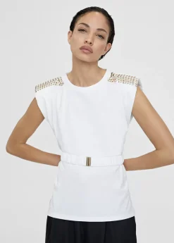 Camiseta con cinturón