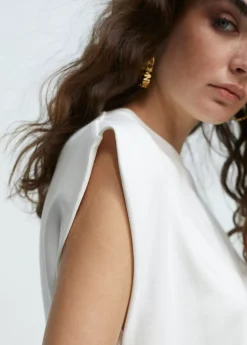 Camiseta detalle bordado