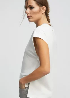 Camiseta detalle cadena