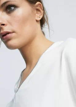 Camiseta detalle cadena