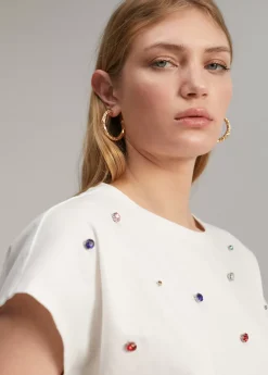 Camiseta detalle joyas