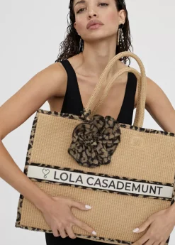 Capazo detalles animal print