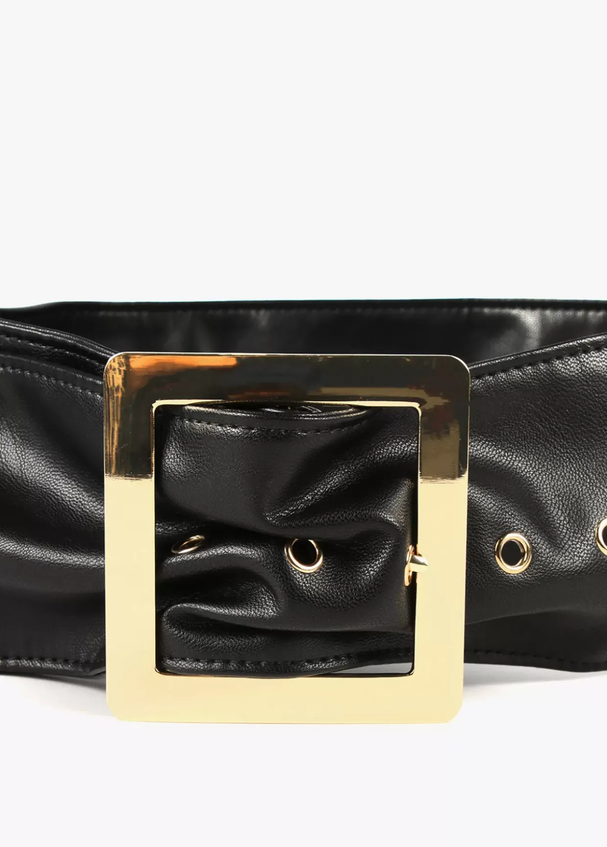 Cinturón ancho con maxi hebilla