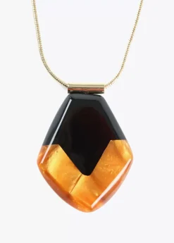 Collar con colgante étnico