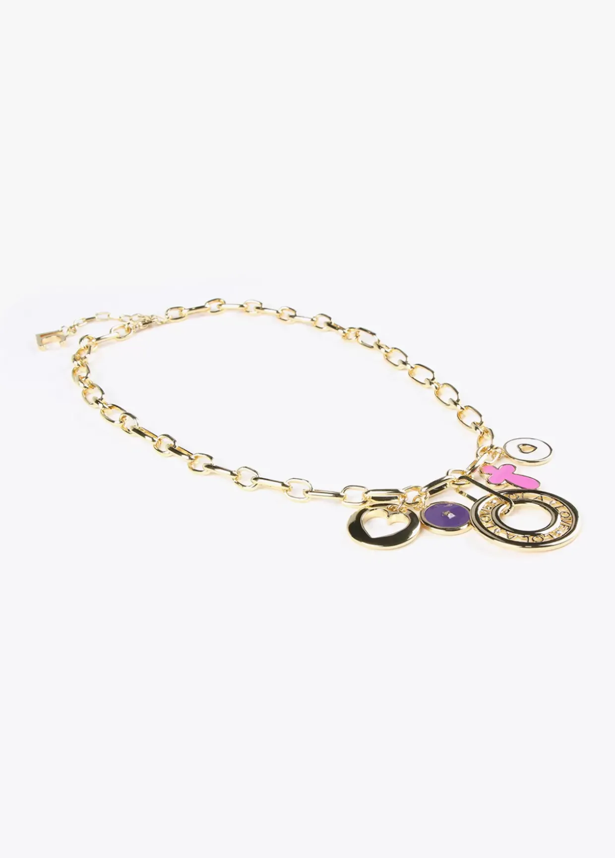 Collar dorado con charms