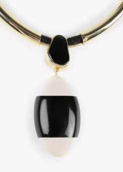 Collar gargantilla blanco y negro