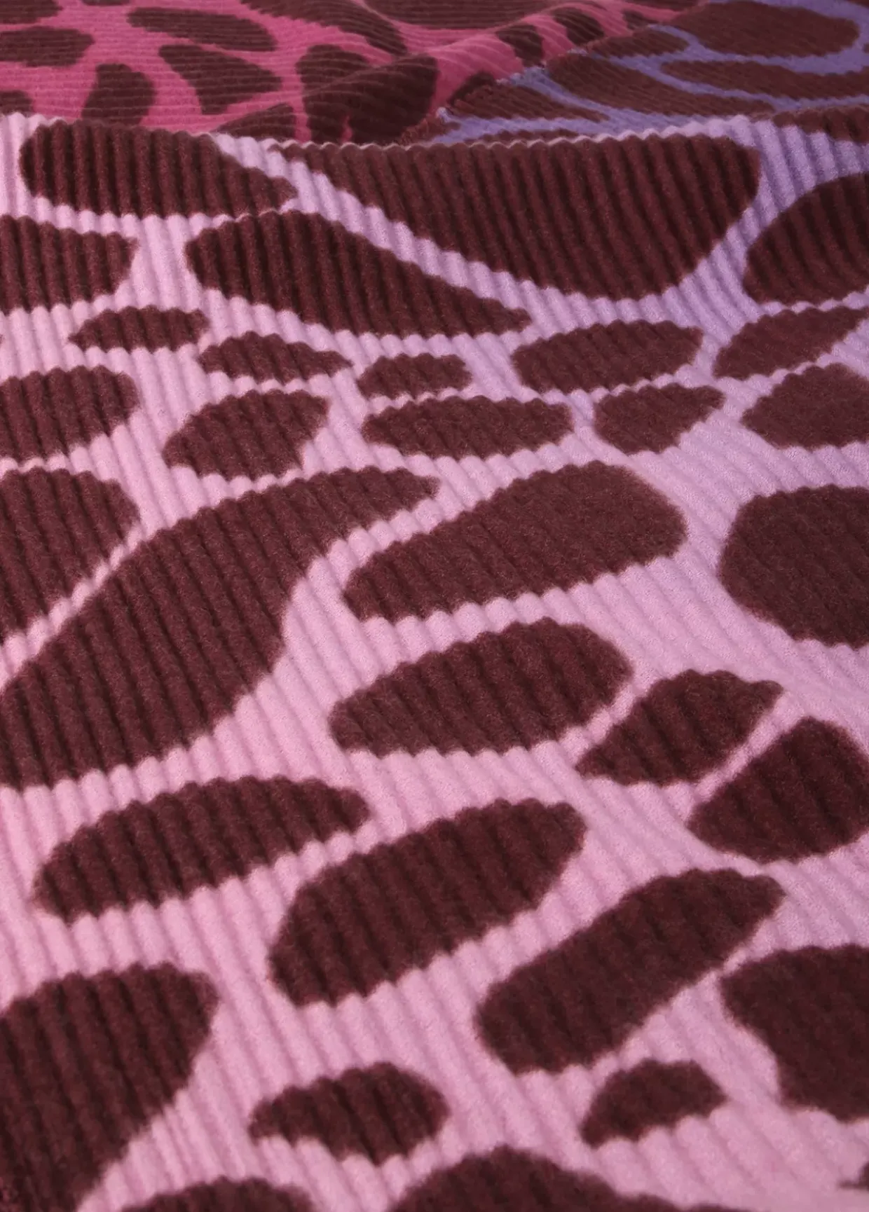 Fular plisado animal print