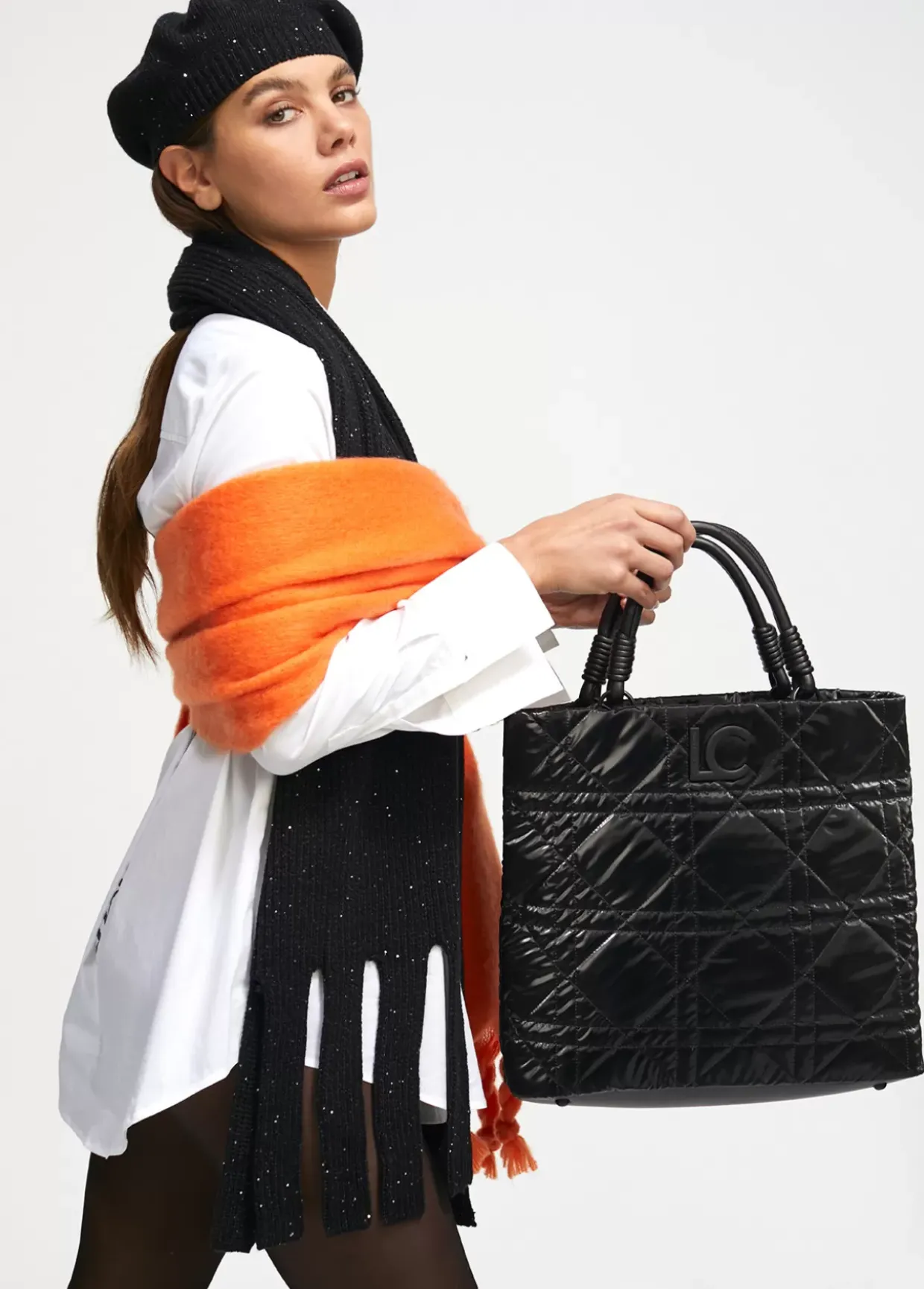 Gorro tipo bucket acolchado