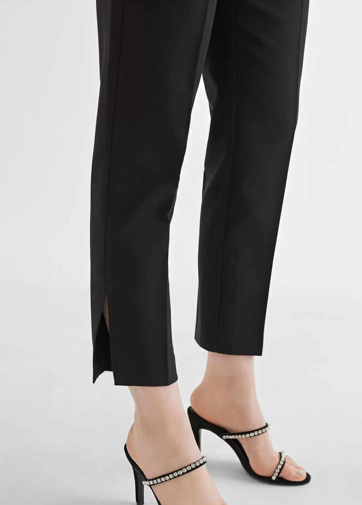 Pantalón aberturas laterales