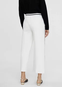 Pantalón blanco con vivo