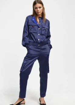 Pantalón cargo satinado