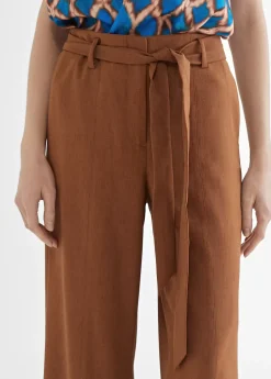 Pantalón cinturón y aberturas