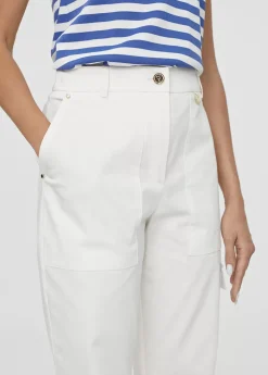 Pantalón con bolsillos