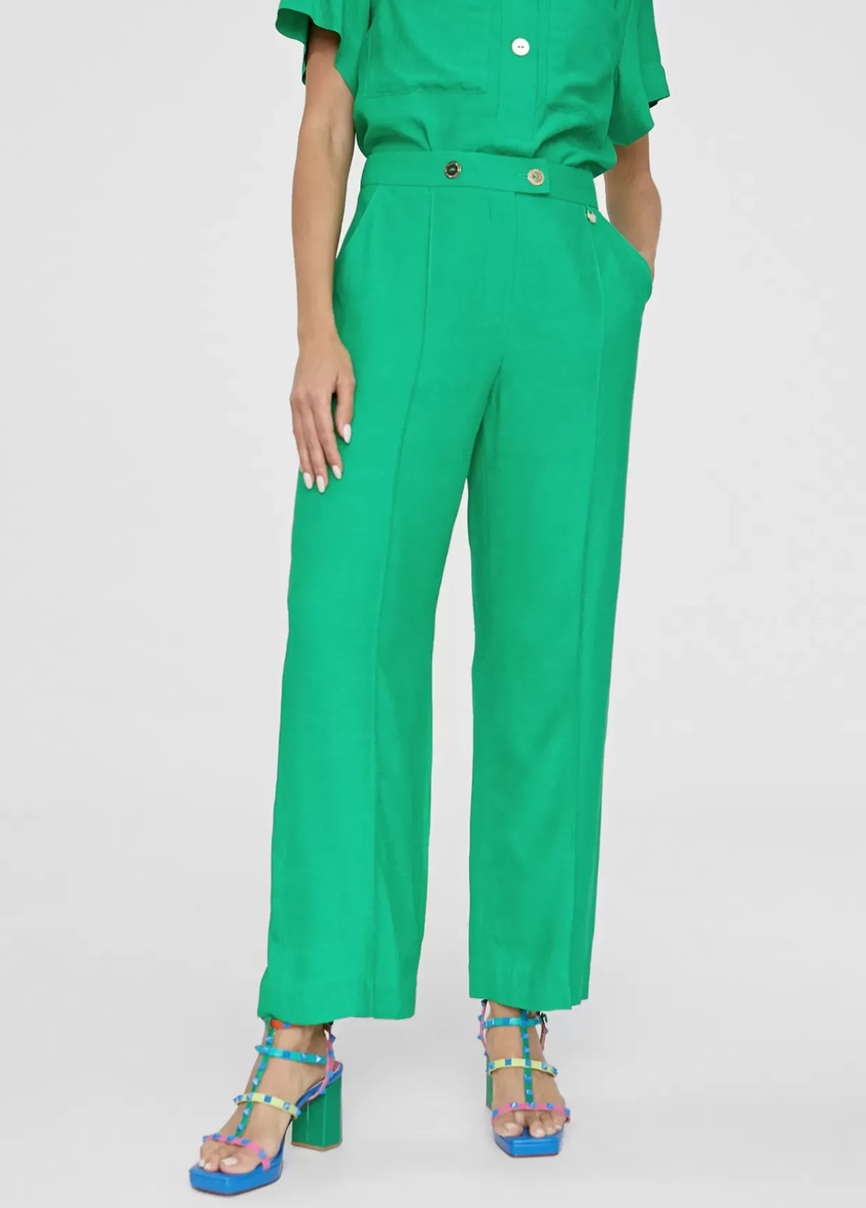 Pantalón cropped monocolor