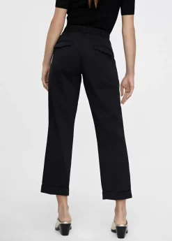 Pantalón cropped negro
