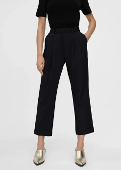 Pantalón cropped negro