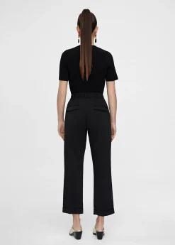 Pantalón cropped negro