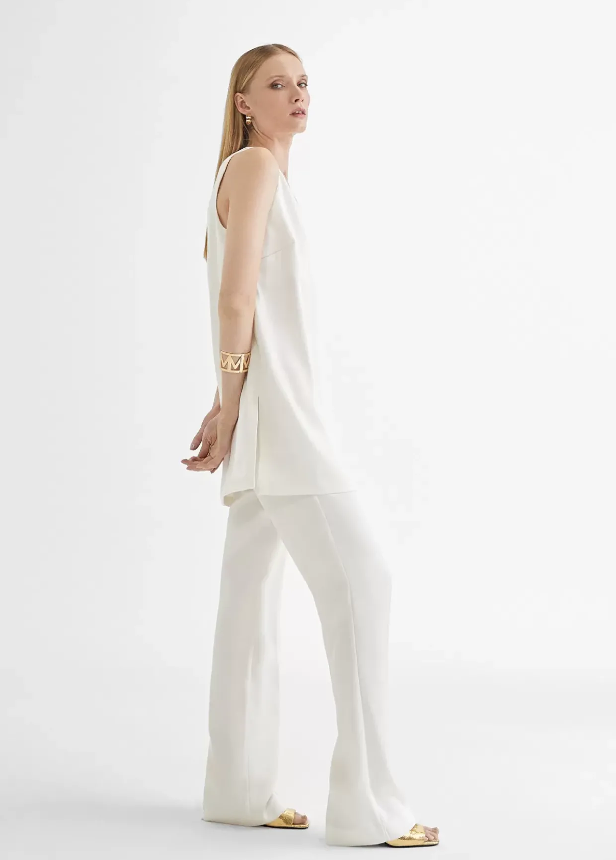 Pantalón recto fluido