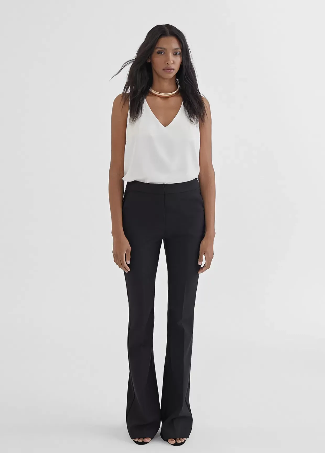 Pantalón skinny campana