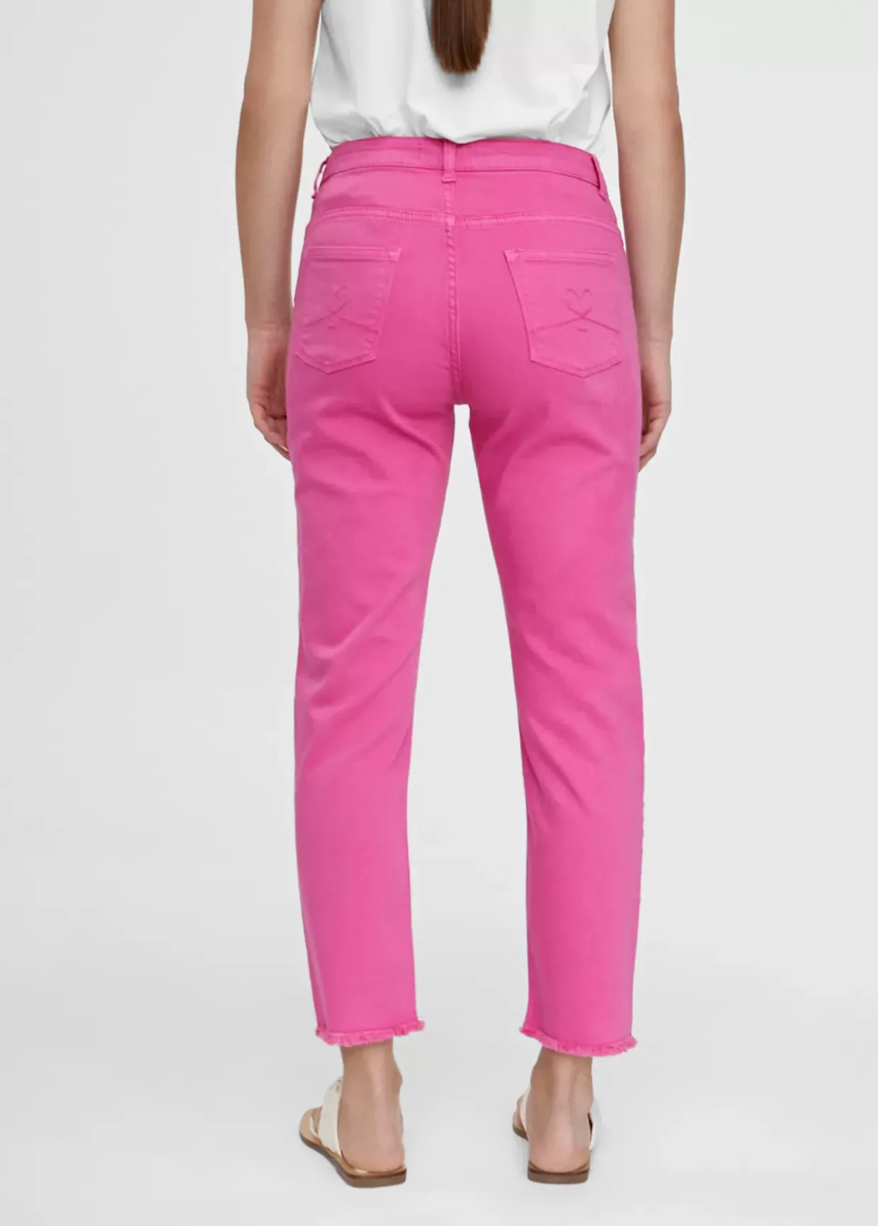 Pantalón tejano con botones