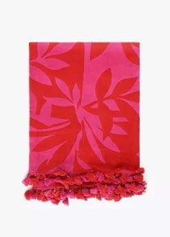 Pareo fucsia y rojo.