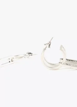 Pendientes asimétricos