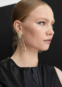 Pendientes dorados multiforma