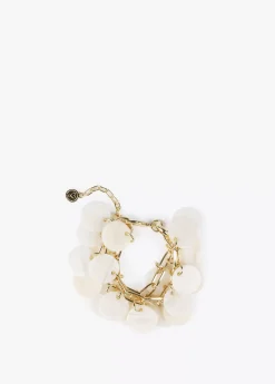 Pulsera dorada y nacarada