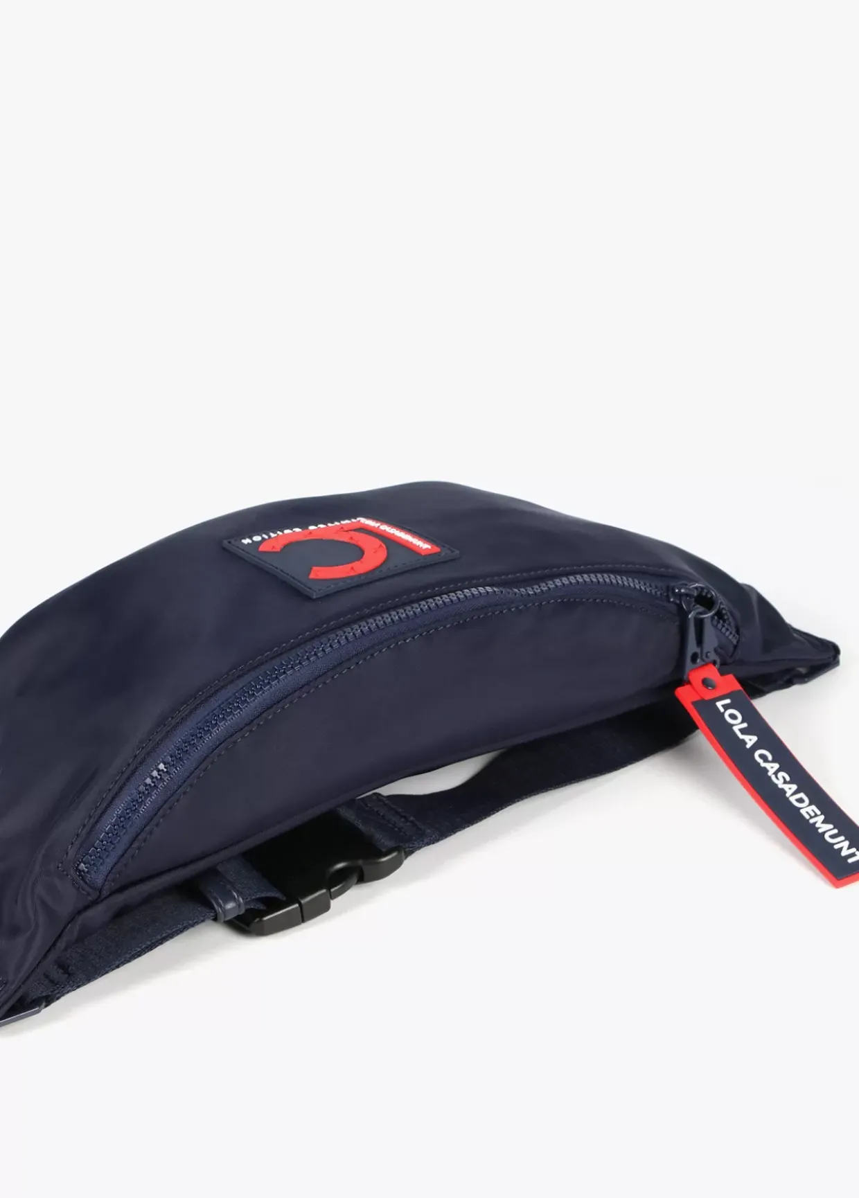 Riñonera azul marino edición limitada - Lola Casademunt
