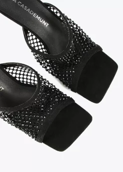 Sandalia de tacón y malla de strass