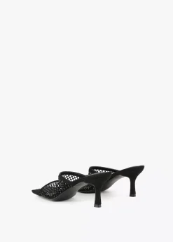 Sandalia de tacón y malla de strass