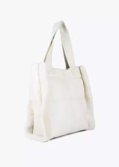 Shopper efecto piel y pelo