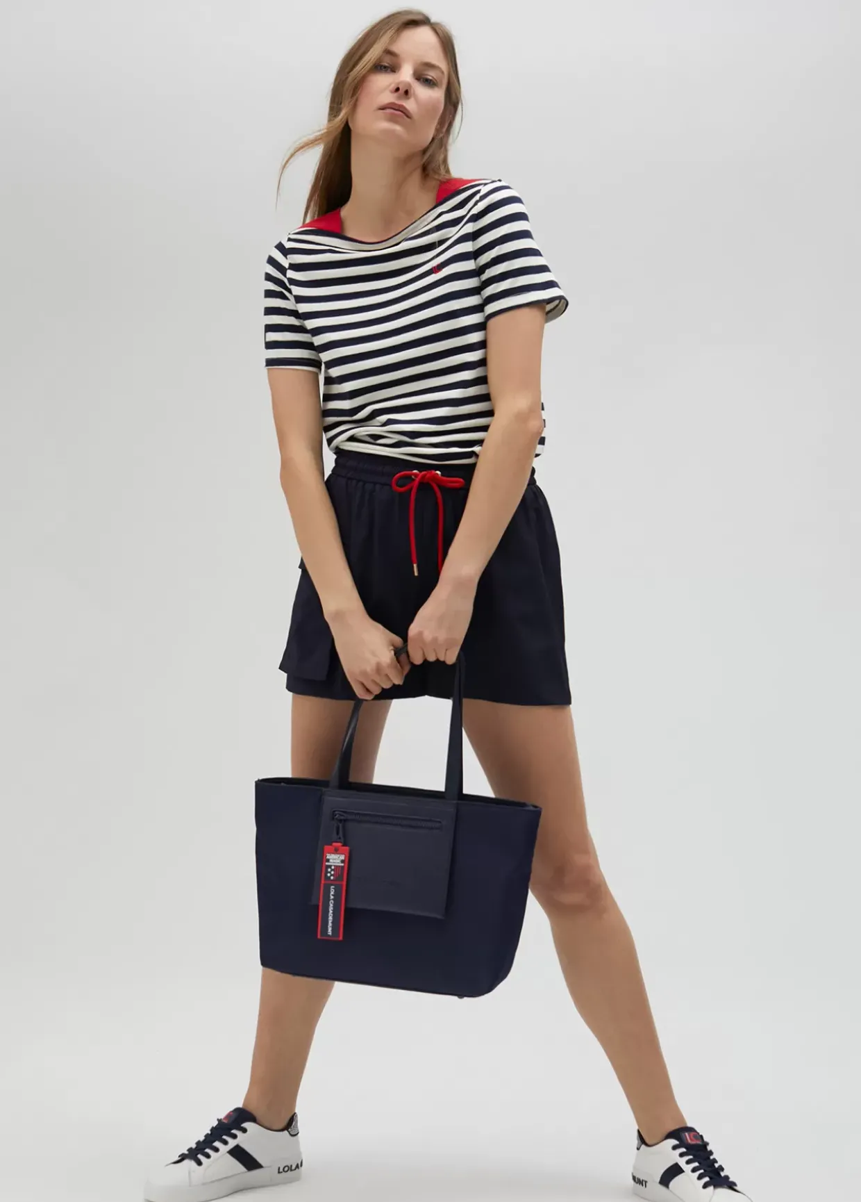 Sneakers brillantes de edición limitada - Lola Casademunt