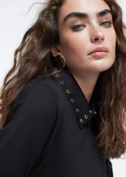 Vestido detalle eyelets