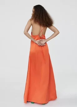 Vestido largo tipo lencero