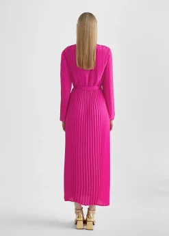 Vestido plisado con manga