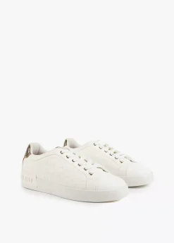 Zapatillas deportivas metalizadas